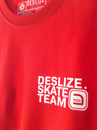 Be Unique Red Skate Tshirt, Front side close-up